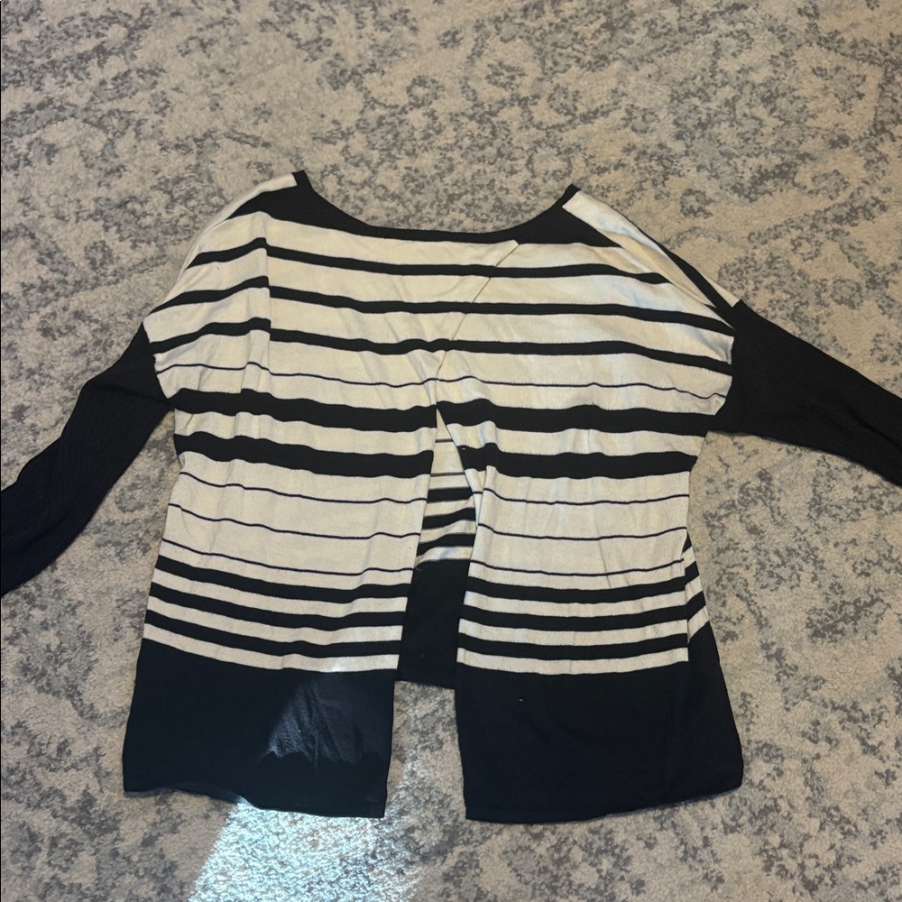 Corey Lynn Calter Monochrome Striped Knit - Picture 4 of 5